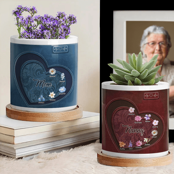 Personalised Vintage Heart Birth Flower Ceramic Plant Pot with 1-12 Names and Title Home Decor Christmas Gift for Mom Grandma