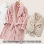 Peignoir de Bain pour Garçon Fille Personnalisé avec Nom et Motif Cartoon Brodés Tissu en Flanelle Douce Cadeau Anniversaire Noël