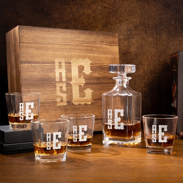 Personalised Vintage Monogram Whiskey Decanter Glasses Set with Engraved Name and Wooden Storage Box Birthday Anniversary Gift for Liquor Lovers