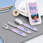 Henkilökohtainen sarjakuva musta poika tyttö haarukka lusikka veitsi 3 kpl ruokailuvälineet asetettu nimi ja asia päivittäiseen käyttöön koulu syntymäpäivälahja lapsille