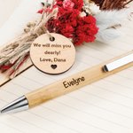 Bolígrafo de madera personalizado de flores secas con texto grabado y etiqueta colgante Aniversario de boda Regalo de cumpleaños para niñas Mujeres
