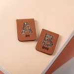 Gepersonaliseerde Boekenkast PU-leer Magnetische Bladwijzerclip met Naam en Initiaal Verjaardag of Kerst Cadeau voor Boekenliefhebbers en Leesfanaten