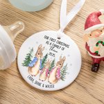 Gepersonaliseerd Onze eerste kerst als een familie Peter Konijn keramische kerstbal met naam opknoping Home Decor Gift voor familie