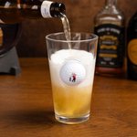 Personalisierte Cartoon-Charakter eingebettet Golf Whiskey Bier Glas mit Namen und Initialen Geburtstag Spiel Tag Geschenk für Whiskey Bier Liebhaber Golfspieler
