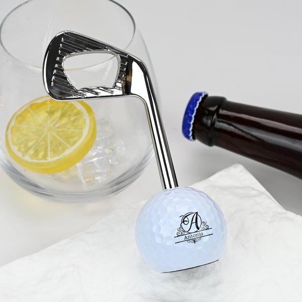 Abrebotellas personalizado diseño de tema de golf con inicial y nombre regalo de cumpleaños para amantes de la cerveza y entusiastas del golf