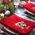 Personalizzato Cappello di Babbo Natale iniziale personaggio dei cartoni animati rosso 100% cotone Tovagliolo riutilizzabile con nome Decorazione da tavolo Regalo di Natale per amico di famiglia