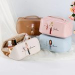 Borsa da trucco in pelle personalizzata con nome personaggio animato segno zodiacale e fiore di nascita accessorio da viaggio regalo per donne