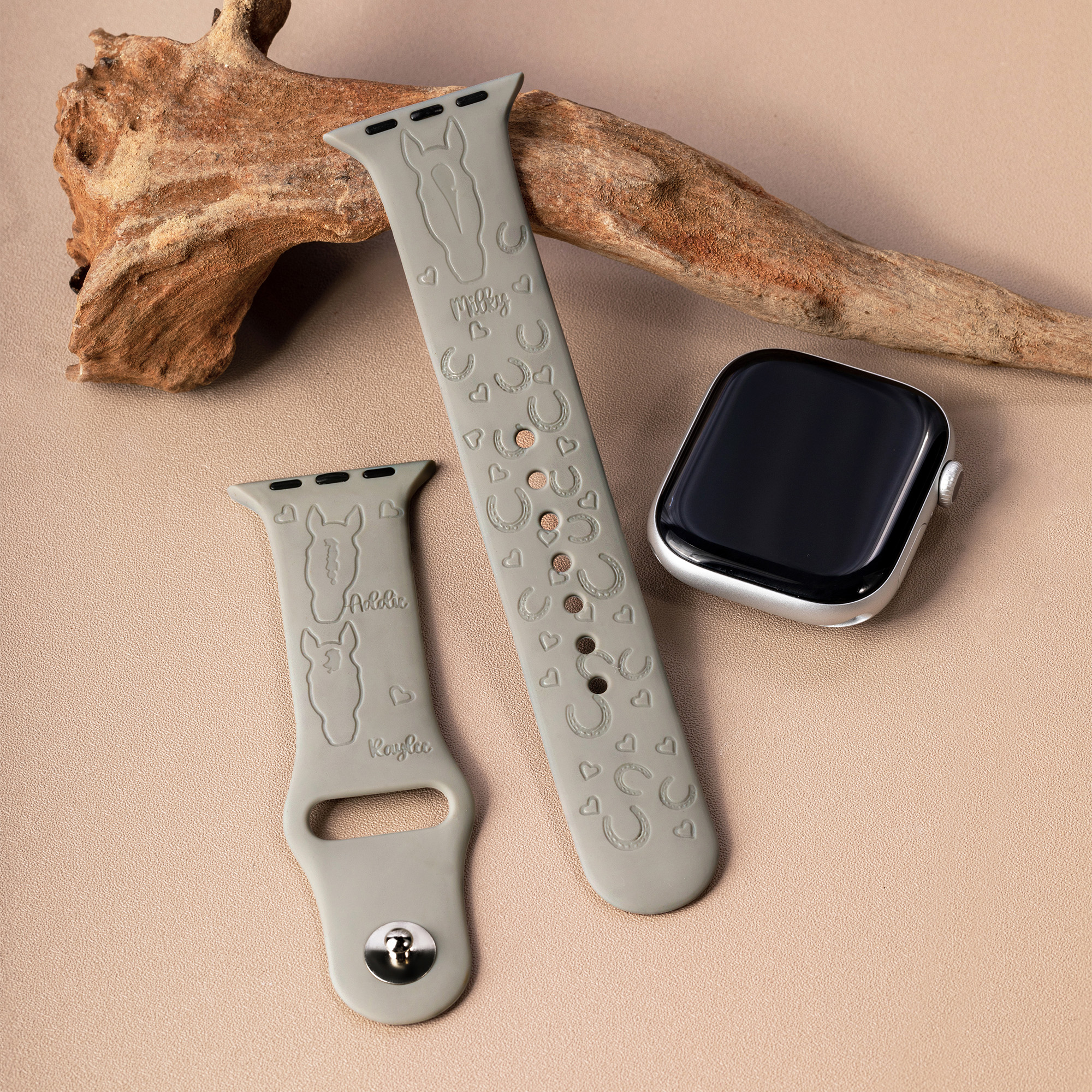 Bracelet de montre en silicone multicolore pour Apple avec nom gravé Cadeau d'anniversaire pour les amoureux des chevaux