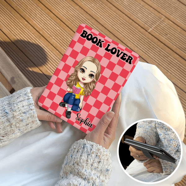 Personalized Reading Cartoon Character Checkerboard Pattern Kindle Page Turner Case with Name and Text Birthday Gift for Reader Book Lover