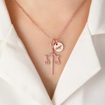Gepersonaliseerde Schaal van Justitie ketting met naam schijf Weegschaal sieraden Waardering verjaardag kerstcadeau voor advocaat advocaat rechter paralegal