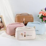 Borsa da trucco in pelle personalizzata con nome personaggio animato segno zodiacale e fiore di nascita accessorio da viaggio regalo per donne