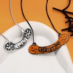 Collana personalizzata con nome del teschio spaventoso della zucca Gioielli della stagione spettrale Regalo di Halloween per donne e ragazze