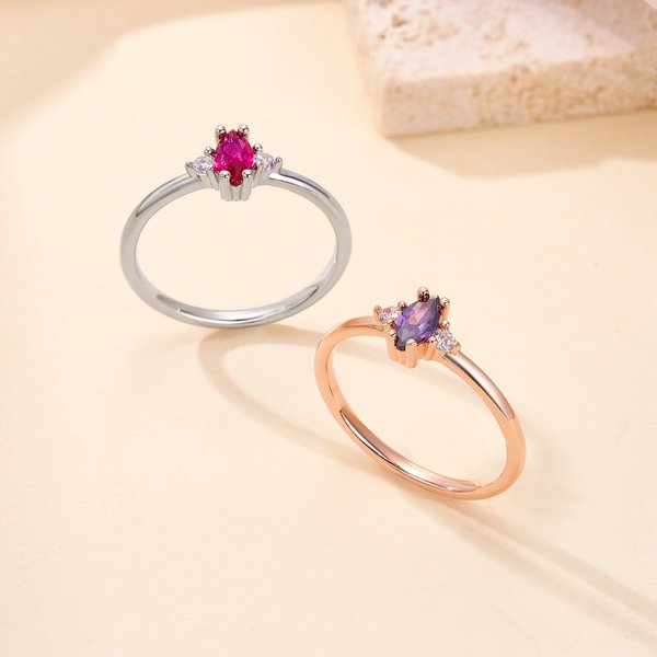 Anello personalizzato con pietra di parto marquise Regalo di compleanno e di anniversario per le donne