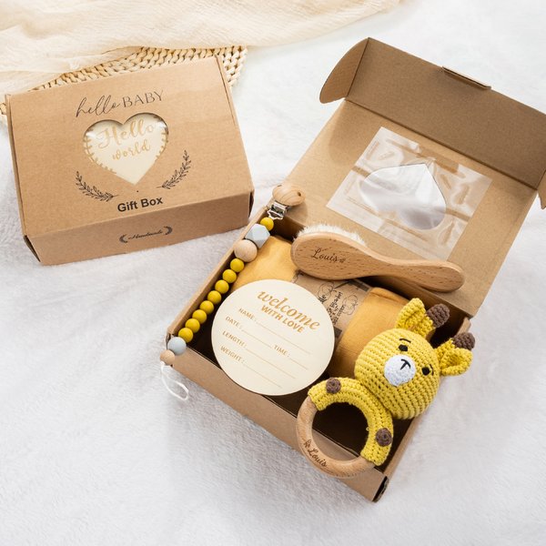 Gepersonaliseerde schattige gehaakte dieren baby rammelaar fopspeen Clip Swaddle kam set met gegraveerde naam en geschenkdoos Baby Shower verjaardagscadeau voor pasgeborene