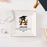 Gepersonaliseerde Initial Graduation Cap Scroll Elementen Keramische Sieraden Schotel met Naam en Jaar Verjaardag Afstuderen Gift voor Afgestudeerden