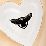 Henkilökohtainen College Logo Design Heart Shape Keraaminen Trinket Korut Dish Home Decor Valmistumislahja valmistuneille Naiset