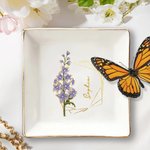 Plat à bijoux personnalisé en céramique avec nom et fleur de naissance Cadeau d'anniversaire, de mariage et de fiançailles pour les femmes