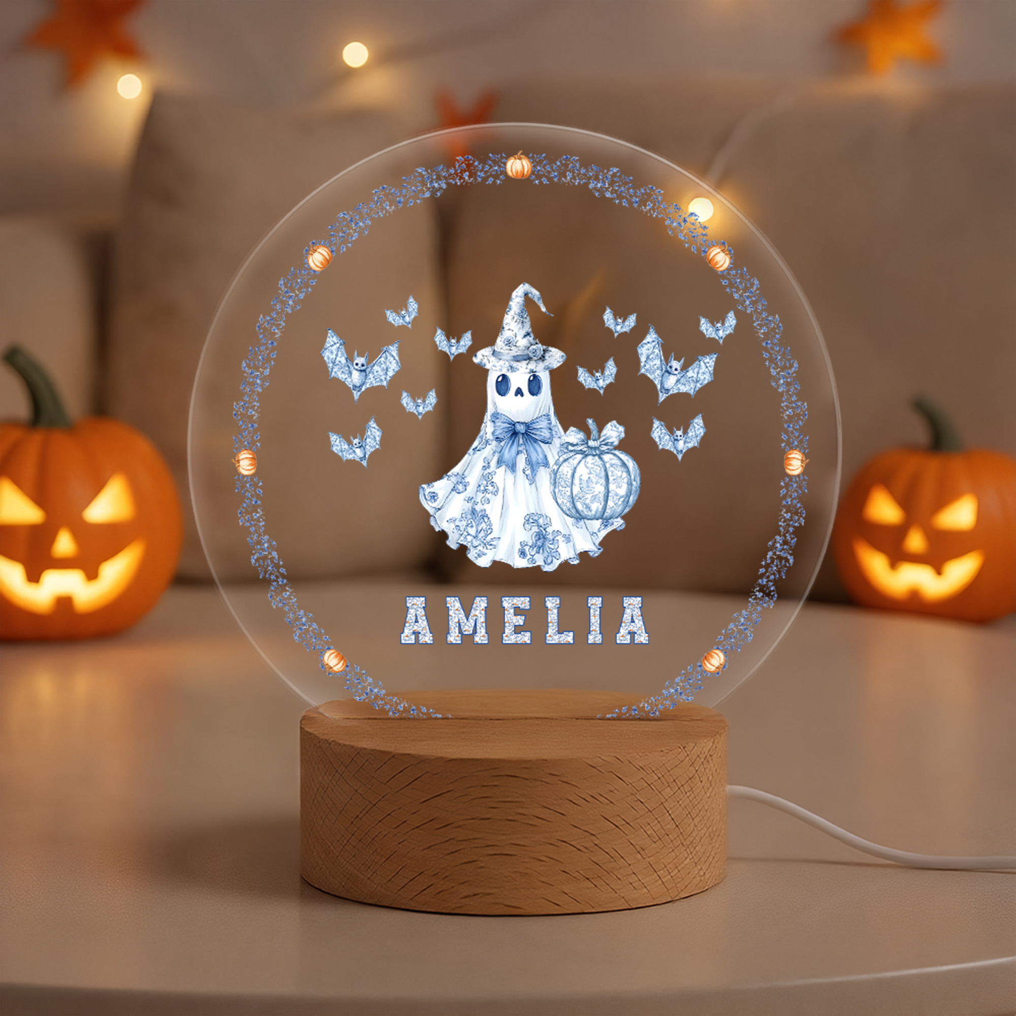 Toile de Jouy Personnalisée Fantôme effrayant Citrouille veilleuse LED avec nom et base en bois Décoration de la maison Cadeau d'Halloween pour les enfants Famille