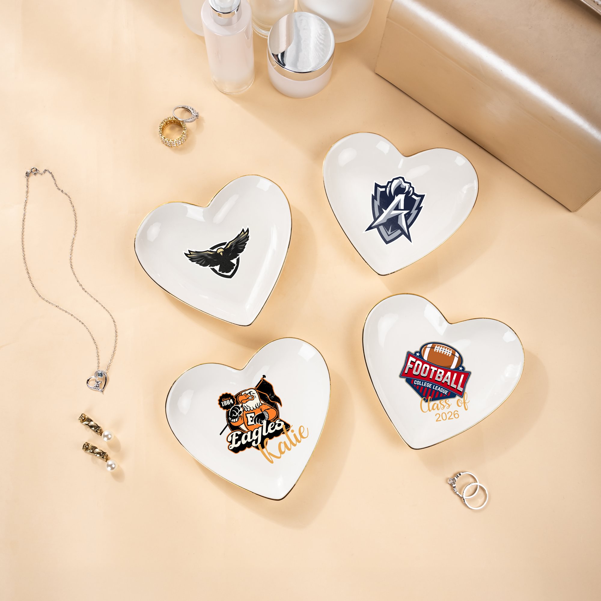 Cadeau de fin d'études en céramique avec logo de l'université en forme de coeur Cadeau de fin d'études en céramique avec logo de l'université en forme de coeur Cadeau de fin d'études en céramique avec