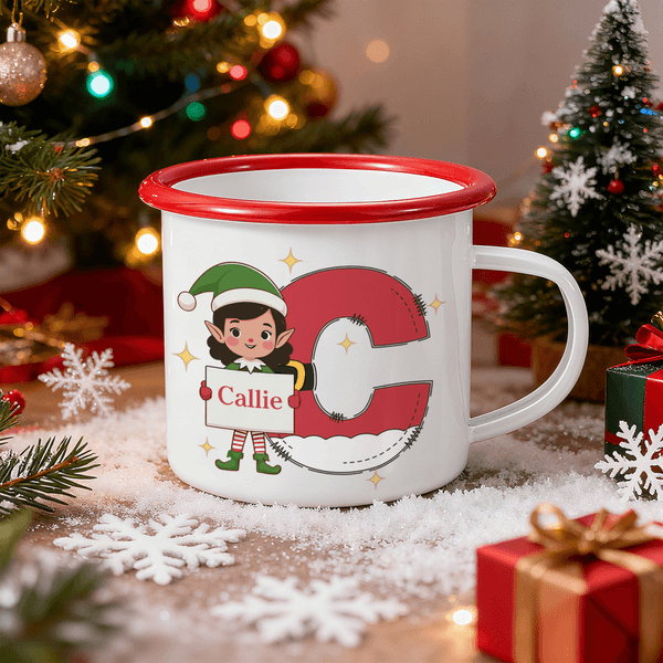 Personlig tecknad julälva Initial 12 oz emaljmugg med färgad kant och namn Julklapp för barn