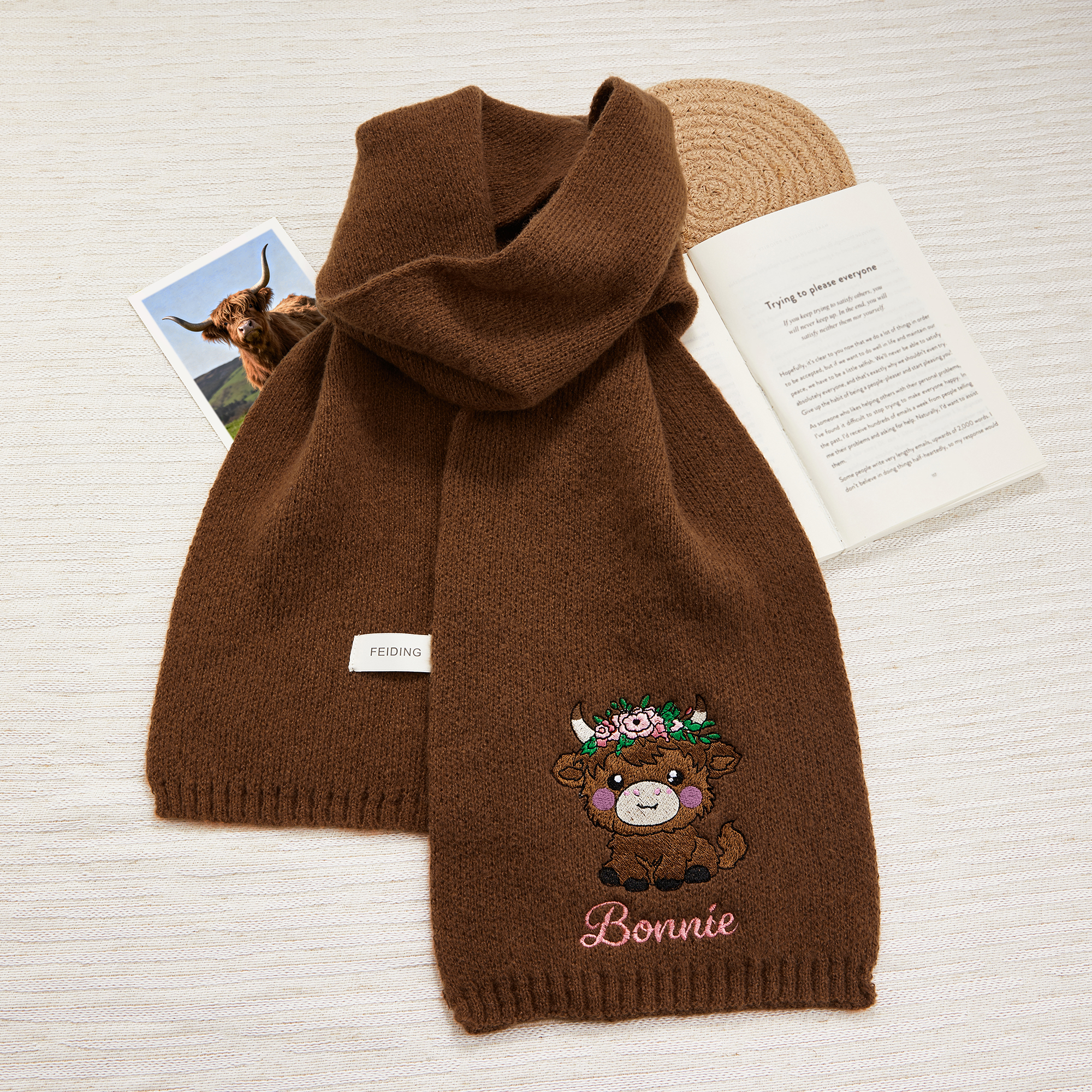 Echarpe chaude brodée multicolore Highland Cow avec nom Accessoires d'hiver Cadeau d'anniversaire pour les amoureux des Highland Cow