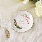 Cadeau de mariage et de fiançailles pour femme et petite amie avec initiales et date.