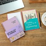 Personalisierte Multicolor Wildflower Name 2026 Planer Spiral A5 Notebook mit wöchentlichen monatlichen Planer Seiten Festival Geburtstag Geschenk für Freunde Familie