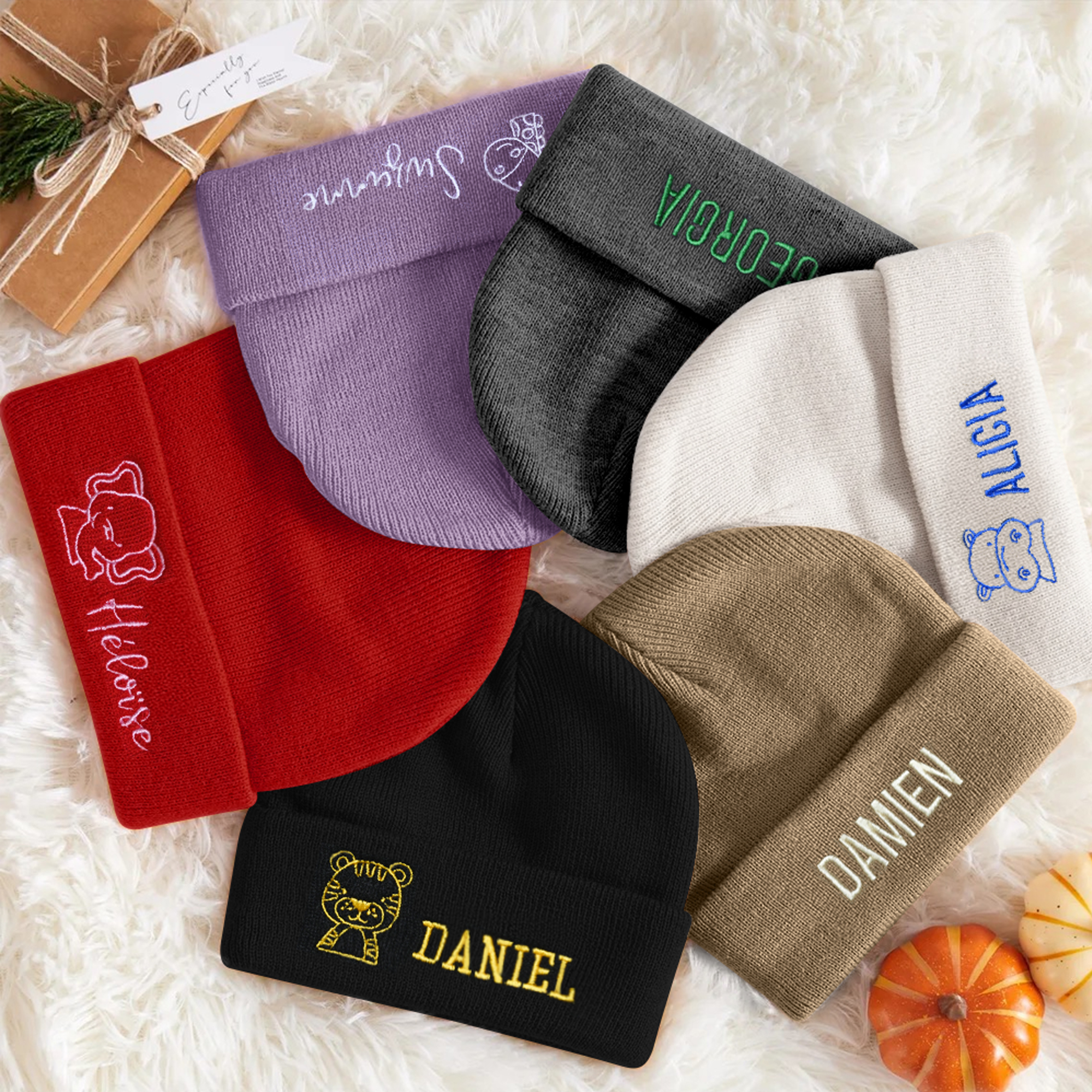 Bonnet Chaud Personnalisé avec Nom et Motif d'Animal Brodés Cadeau Hivernal Anniversaire Noël pour Enfants