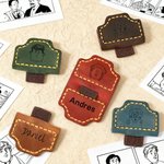 Henkilökohtainen Comic Style Character Nahka kirjanmerkki Clip kynänpidikkeellä ja nimi Päivittäinen käyttö Toimistolahja ystäville Bookwormille