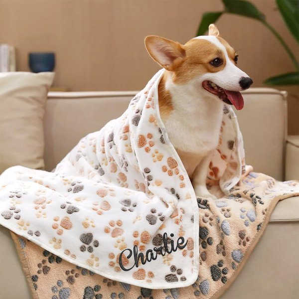 Personalized Paw Print Soft Fleece Pet Blanket with Embroidered Name Home Decor Birthday Gift for Pet Owners