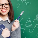 Personalised 2026 Planner Birth Flower A5 Spiral Notebook Pen with Weekly Monthly Planning Pages Birthday New Year Gift for Family Friends