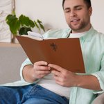 Personalised Cross Floral Monogram PU Leather Bible Book Cover Case with Name Bible Study Supplies Christmas Religious Gift for Christian