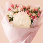 Gepersonaliseerde Coquette Strik Houten Ovale Babyaankondiging Teken met Naam en Geboorte Stats Baby Shower Gift voor Pasgeborenen Aanstaande Ouders