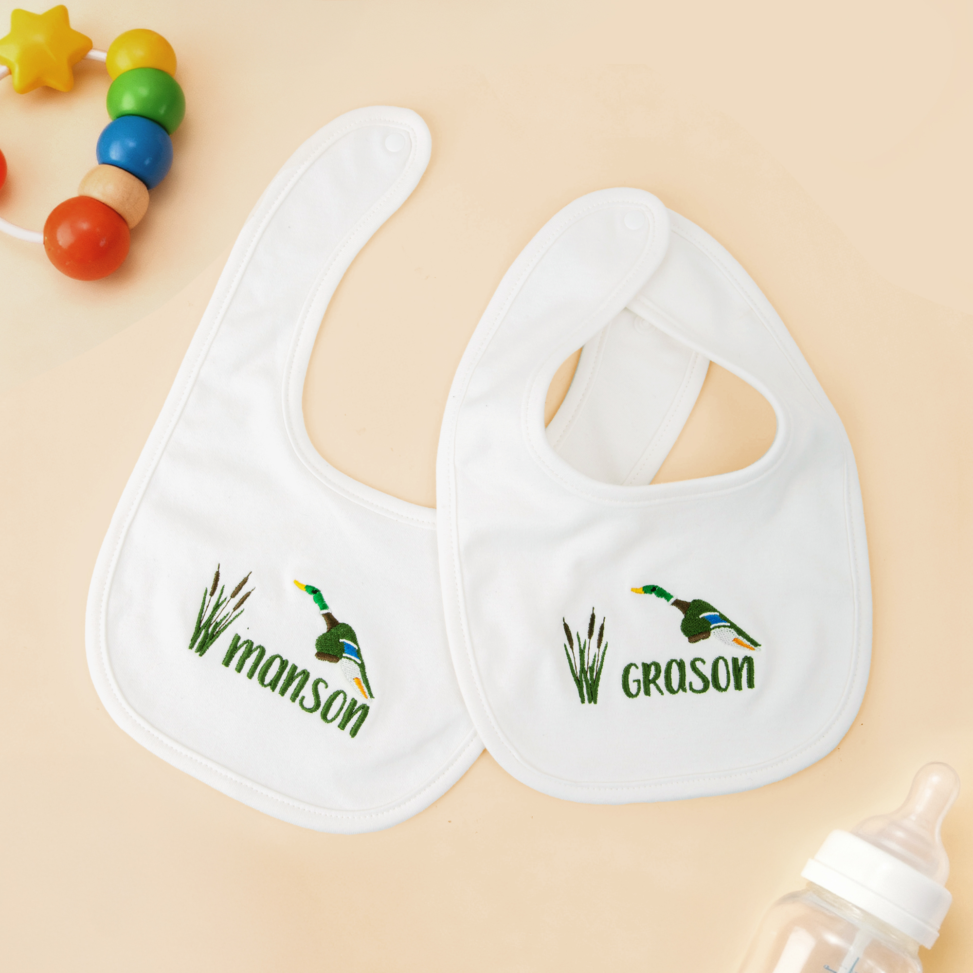 Bavoir de bébé brodé Canard colvert en roseau doux 100% coton avec nom Accessoire d'alimentation Cadeau de Noël pour bébé enfant