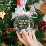 Eras Tour pour bracelets d'amitié Ornement de boule en plastique transparent avec nom de ville et date Décoration de l'arbre de Noël Cadeau pour les Swifites