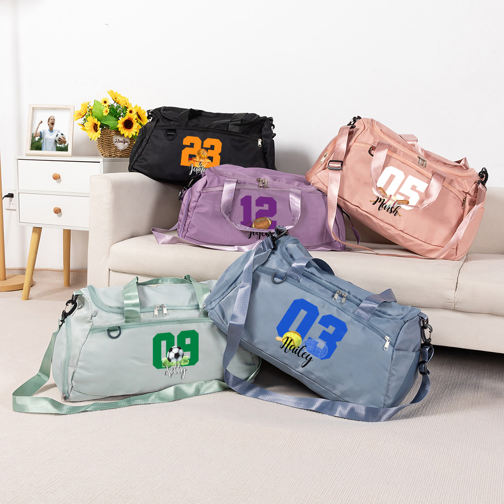 Sac de Voyage Imperméable Personnalisé avec Nom et Numéro Style Sport de Balle Cadeau Anniversaire pour Amateur de Sport