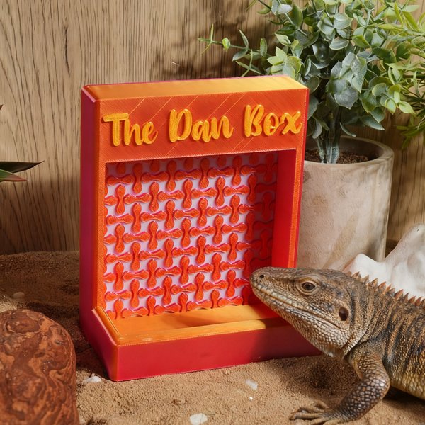 Personalised 3D Printed Convenient Reptile Leaf Feeder Box with Text Reptile Habitat for Lizard Reptile Owners
