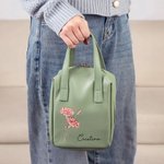 Bolso de maquillaje portátil personalizado de cuero PU con flor de nacimiento nombre asa y compartimentos regalo de cumpleaños para mujeres y niñas