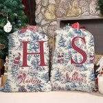 Gepersonaliseerde Vintage Toile De Jouy Kerstman Initiaal Canvas Trekkoord Cadeautas met Naam Kerstcadeau voor Familie en Vrienden