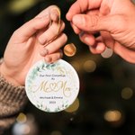 Personalisierte Unser erstes Weihnachten als Herr und Frau Keramik Ornament mit Namen und Jahr Weihnachtsgeschenk für Paare