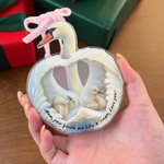 Personlig akvarell mamma svan och 1-5 baby svanar akryl shaker prydnad med namn födelsedag mors dag julklapp till mamma