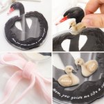 Personlig akvarell mamma svan och 1-5 baby svanar akryl shaker prydnad med namn födelsedag mors dag julklapp till mamma