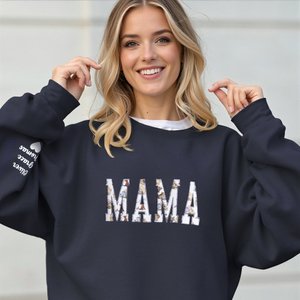 Personalized Classic Winnie the Pooh 100% Cotton Appliqué T-shirt Sweatshirt with Kid Name Birthday Christmas Gift for Mom Grandma