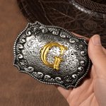 Personalizzato Cool Vintage Cowboy-Themed Letter Belt Buckle Regalo di compleanno e anniversario per l'amante occidentale Cowboy Cowgirl