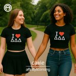 Gepersonaliseerde Multicolor I Love Baby Tee Crop Top met Sorority Naam Sorority Bid Day Initiation Gift voor Vriendinnen Meisjes | Callie × Affinity Licensing