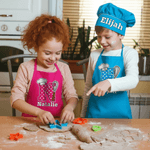 Gepersonaliseerd schattig polkadot initieel verstelbaar kinderschort koksmuts set met naam en zak voor koken verjaardagscadeau voor jongens meisjes