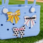 Personalisierte Baseball Softball Fußball Sport Tasche Charm mit Namen Zubehör für Bogg Geburtstag Geschenk für Sport Mütter Sportliebhaber