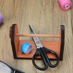 Personalised Buttons Wooden Thread Holder with Text and Magnet Sewing Tools Mother's Day Birthday Gift for Needlecraft Lovers