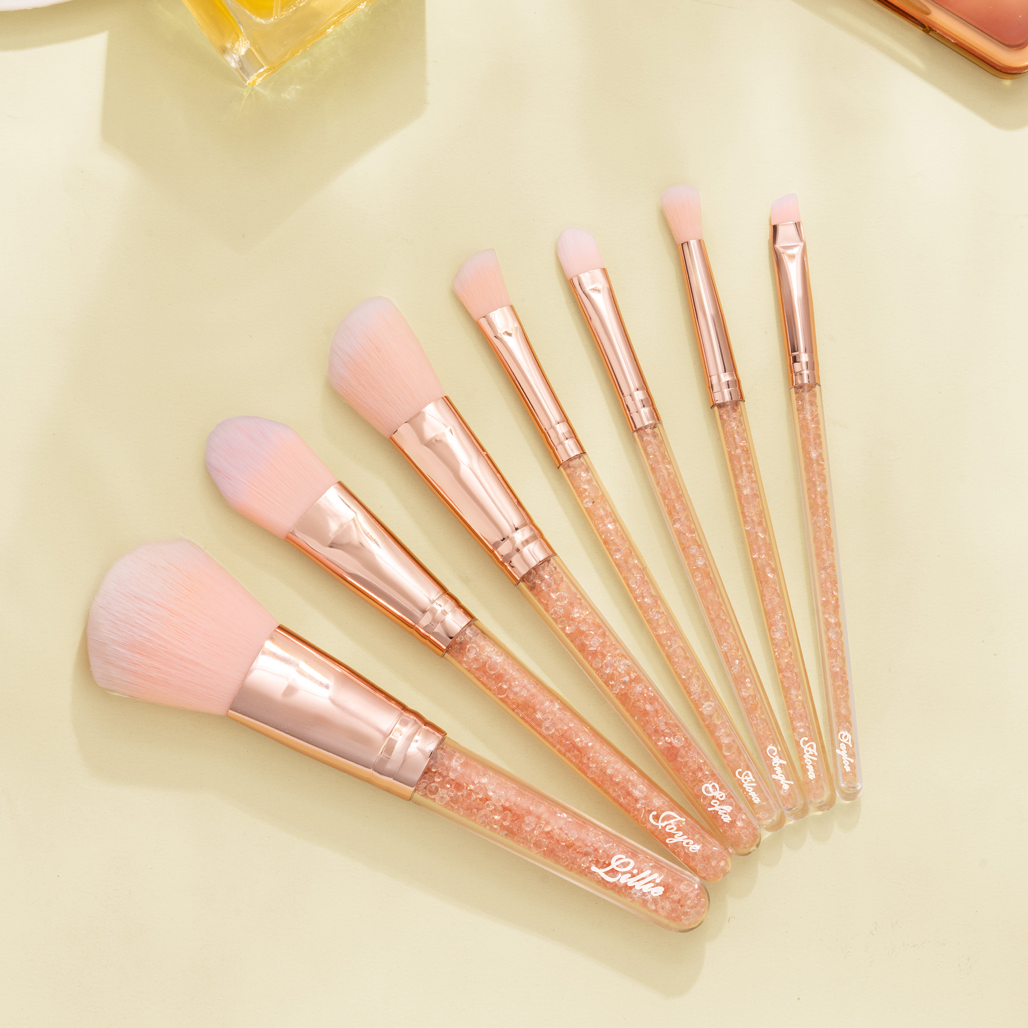 Set de 8 Pinceaux de Maquillage Personnalisé avec Nom Cadeau Anniversaire Saint-Valentin pour Femmes