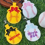 Ricamo personalizzato in pelle PU Softball Baseball Bag Tag Portachiavi con nome e numero Regalo di compleanno della squadra per gli allenatori amanti dello sport